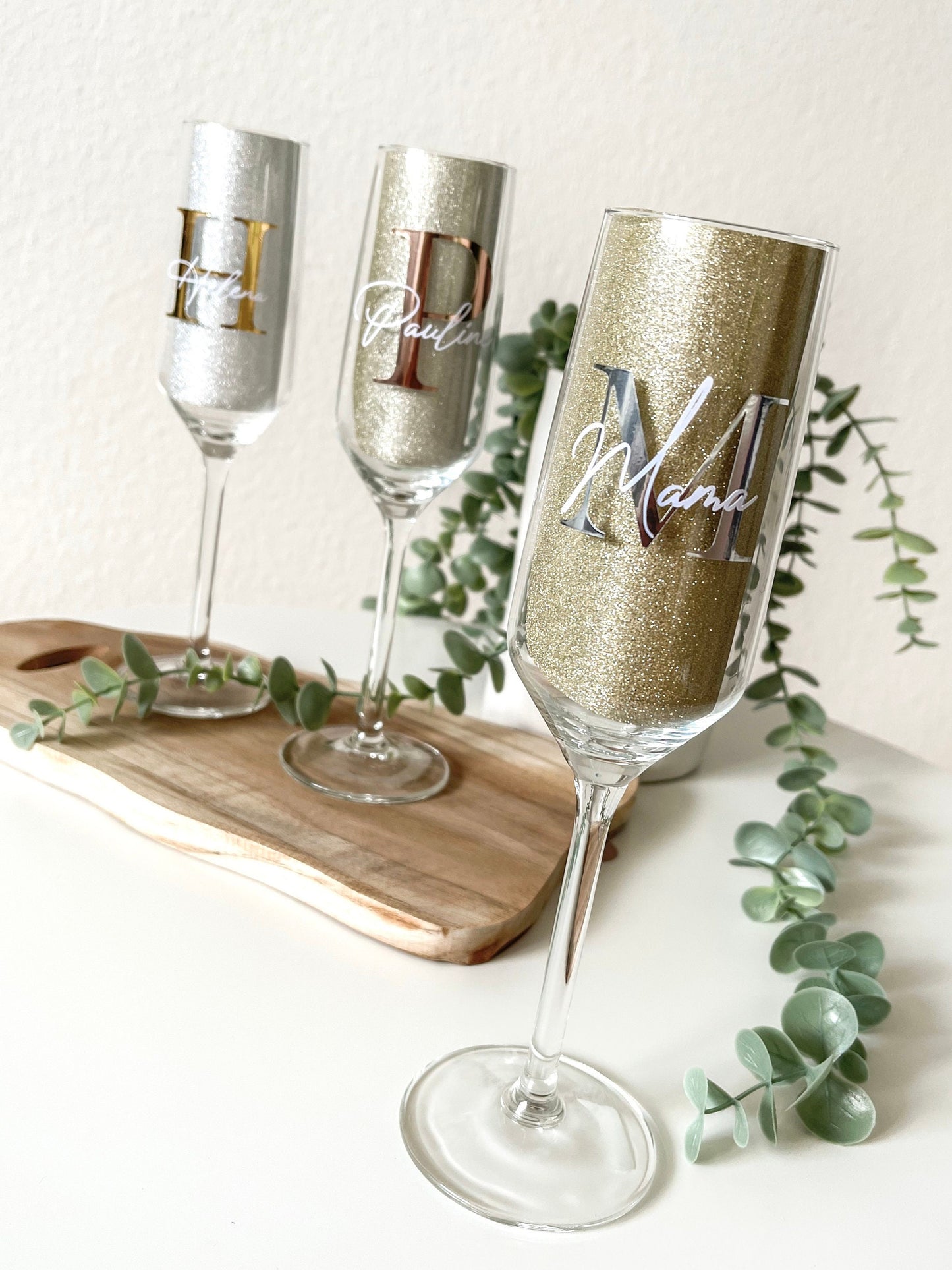 Sektglas | Glas | personalisiert | Initialen | Name | individuell | Geschenkidee Männer / Frauen | Geschenk | Geburtstag | Einzug | JGA
