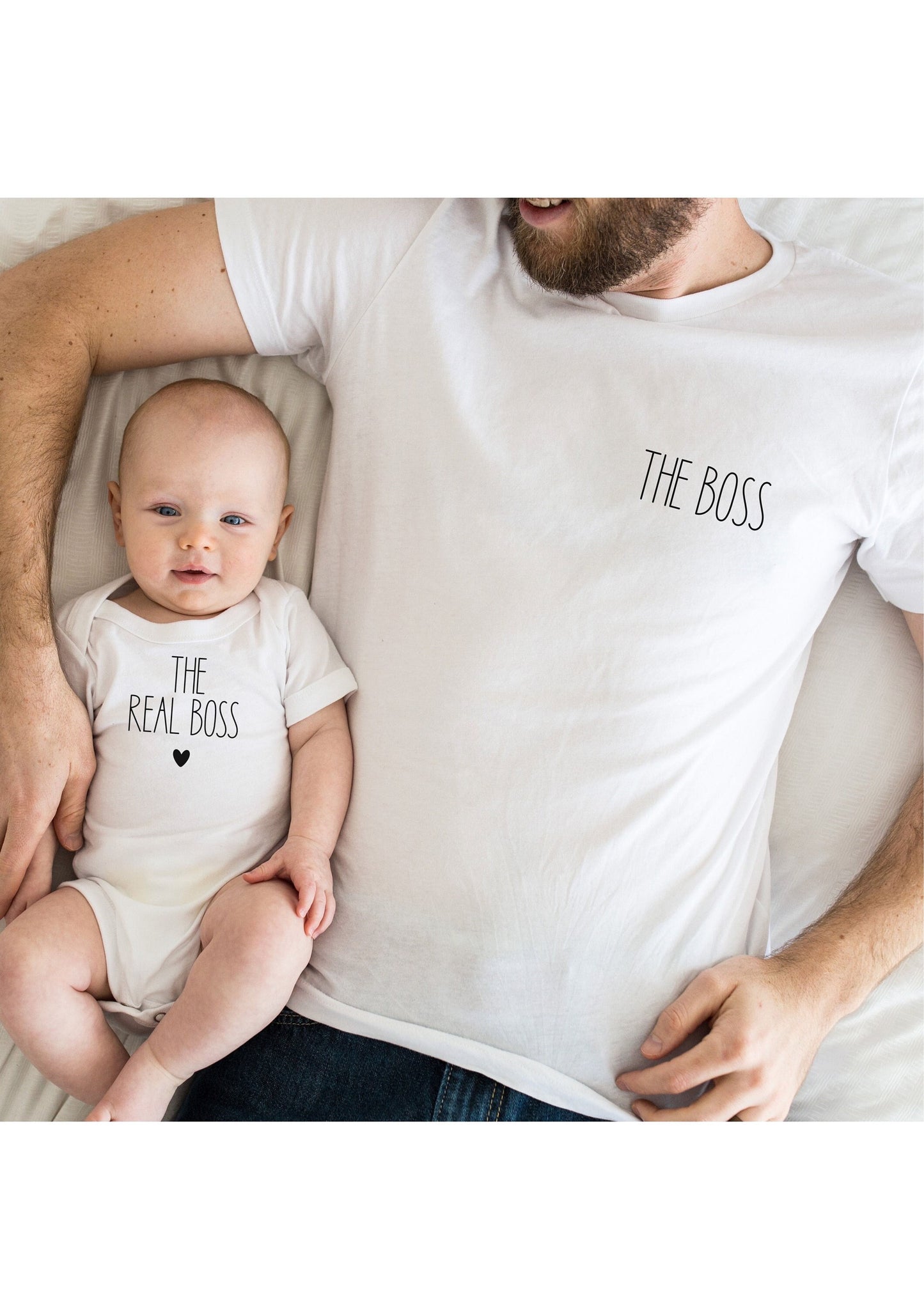 Bügelbild | Baby Body | Geschenk zur Geburt  | Kind | Partnerlook | Eltern | Geschenkidee | Überraschung | Boss